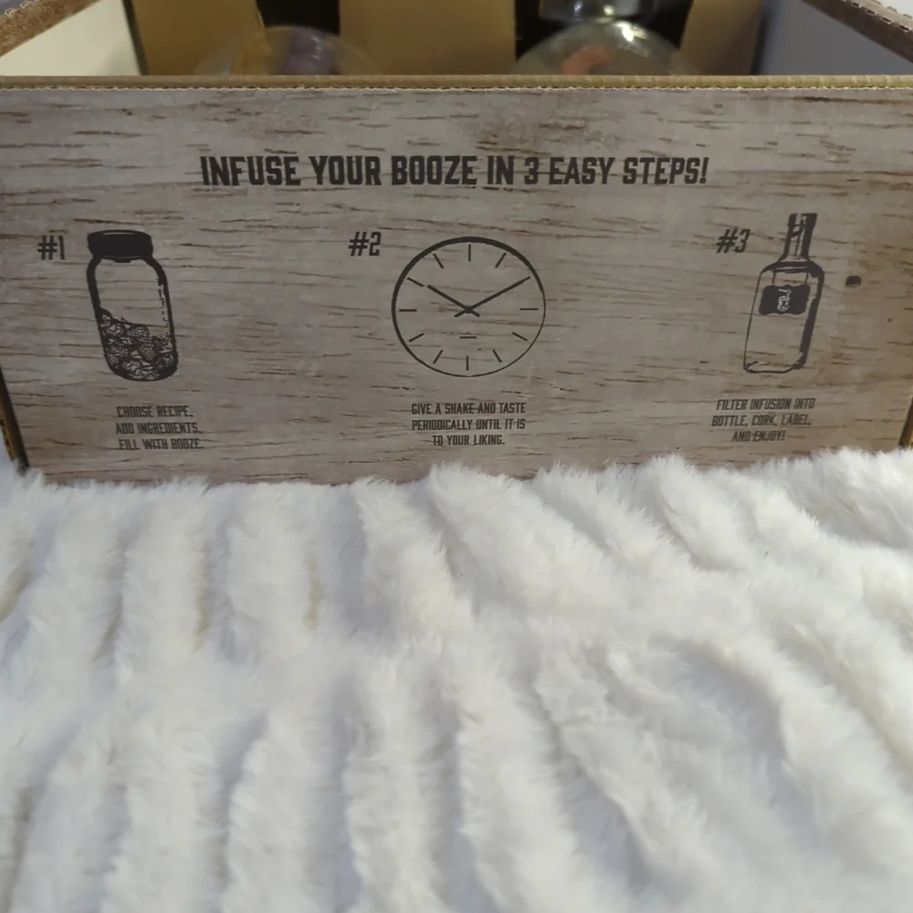 NIB The Spirit Infusion Kit Infuse Your Booze Includes Recipe & Instruction Book